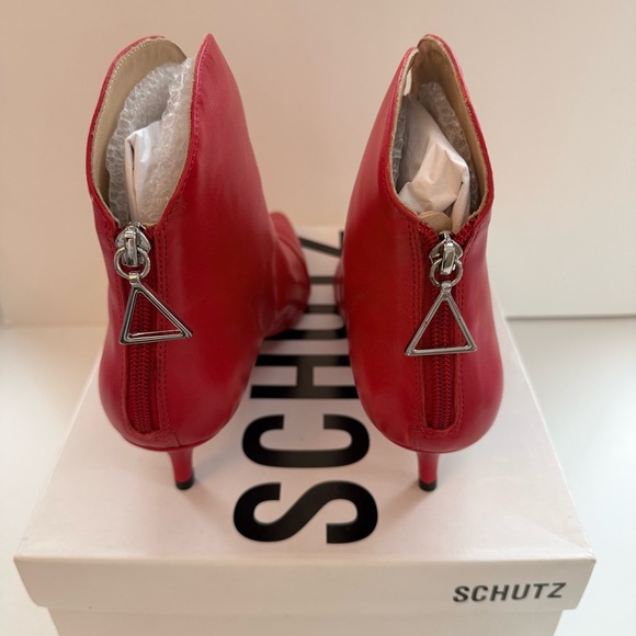 SCHUTZ Red Kitten Heel Ankle Booties size 8 NWT NIB - Picture 3 of 12
